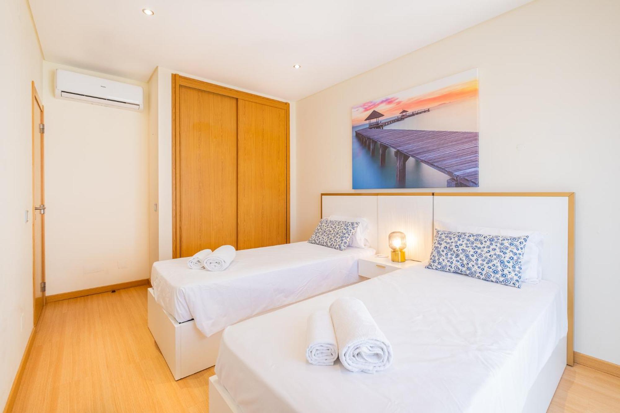 Cozy Villa With Pool And Barbecue Albufeira Exterior photo