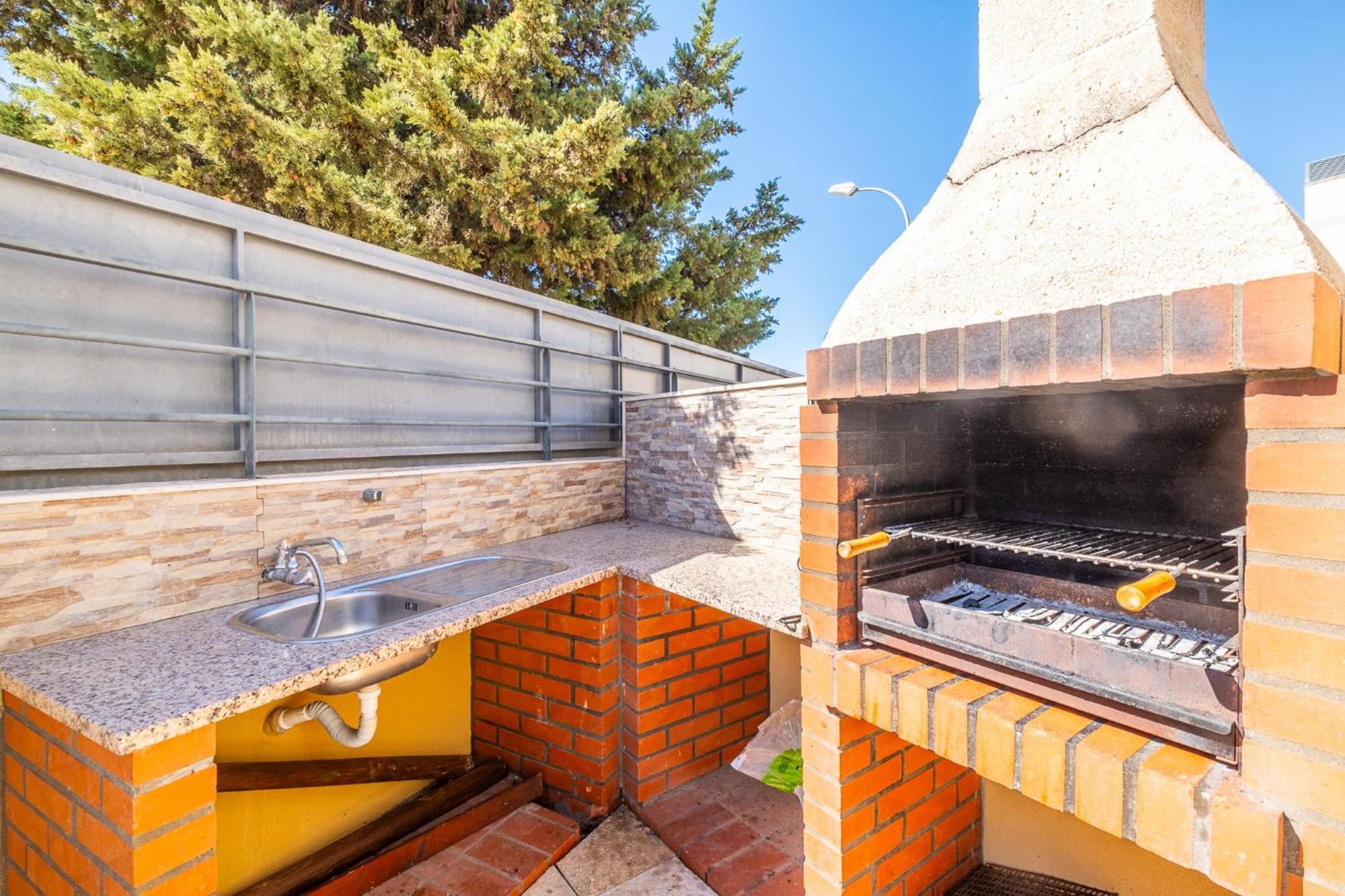 Cozy Villa With Pool And Barbecue Albufeira Exterior photo